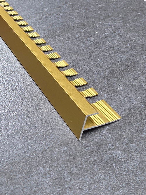 АЛТПг  8мм "DO-1" 2,7м Золото мат. окантов. гиб. анод. алюм.