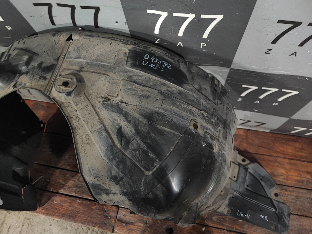 Подкрылок передний левый Changan UNI-V 22-нв Б/У Оригинал 5512112DE01