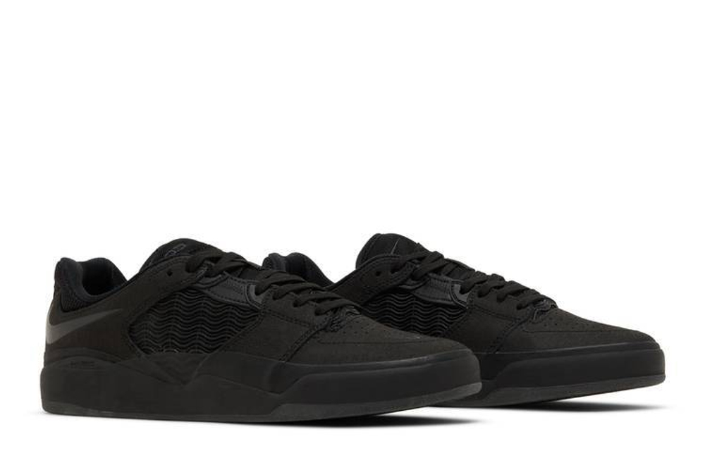Кроссовки Nike Sb Ishod Triple Black