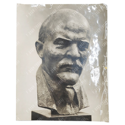 Динес Ю. С. Владимир Ильич Ленин. Бронза. 1975 г.