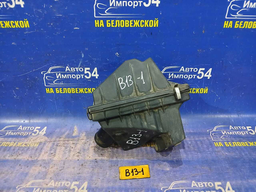 Корпус воздушного фильтра NISSAN SUNNY 1990