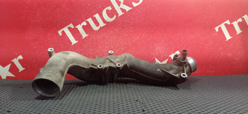 Патрубок системы охлождения