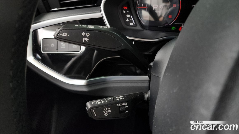Audi Q3 (F3) 35 TDI Premium (05.2023)