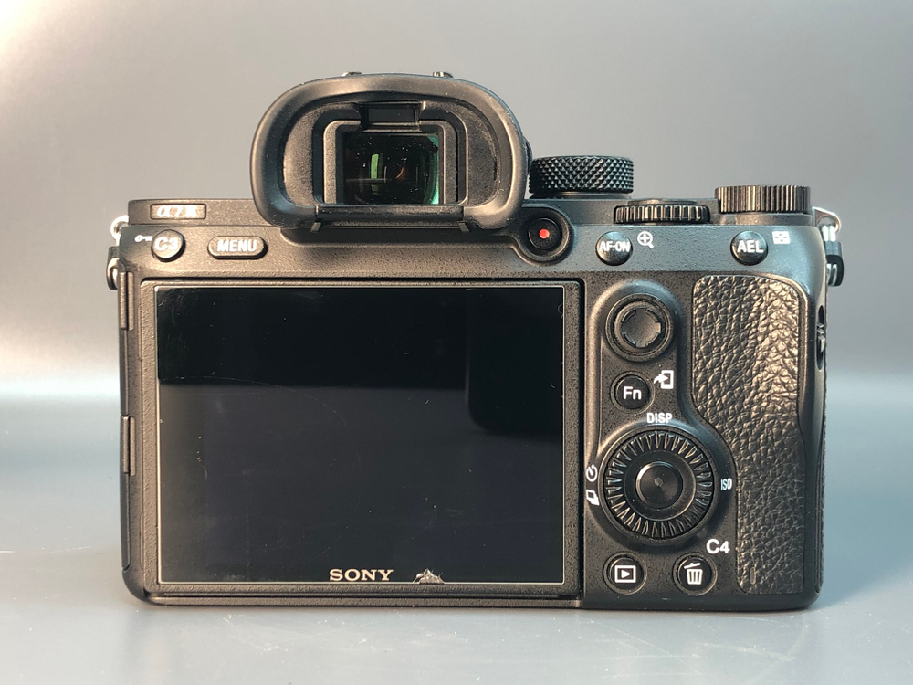 Sony A7 III, 8287 кадров пробега