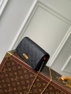 Louis Vuitton Lily Wallet On Chain
