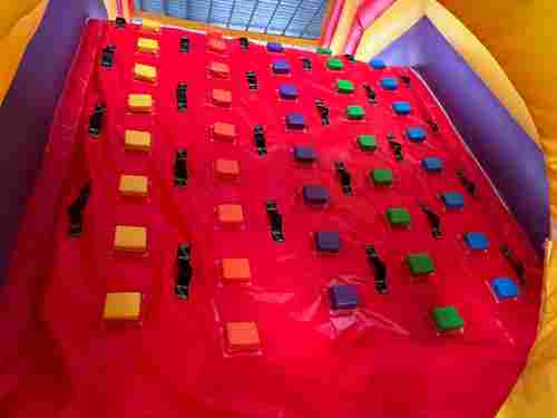 Надувная полоса препятствий “Веселые старты”, 4 отдельных блока, 20*3,5*4,5 м.