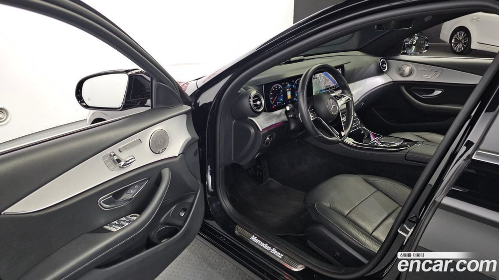 Mercedes-Benz E-Class W213 E250 Avangarde (01.2021)
