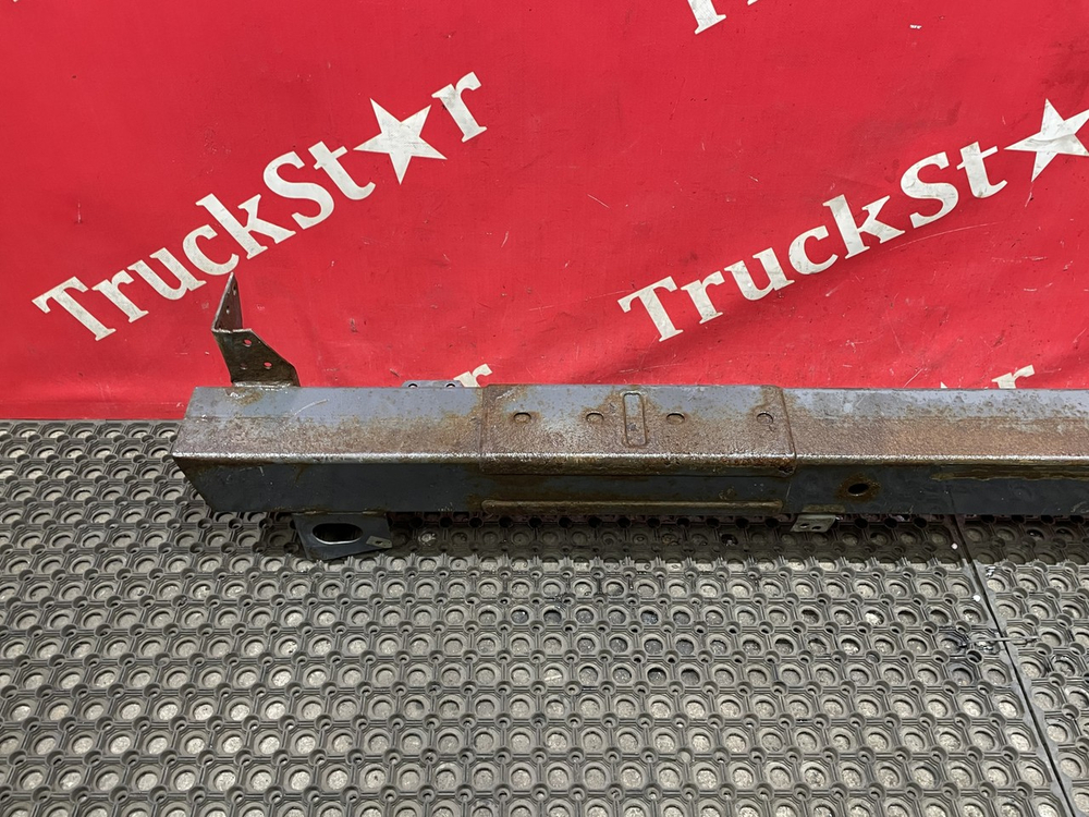 Усилитель переднего бампера 2018г.