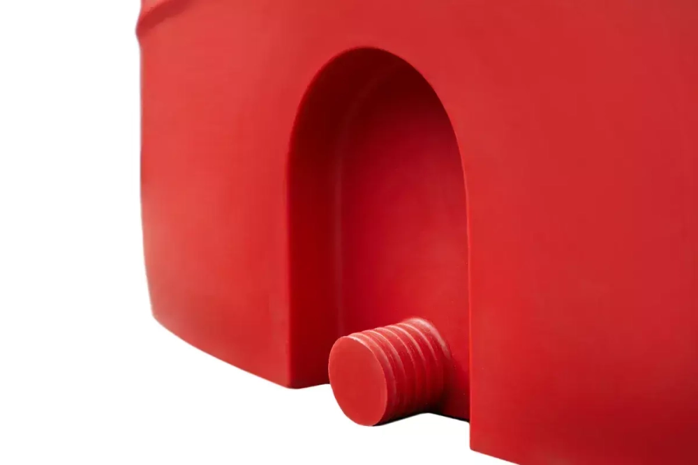 Емкость цилиндрическая транспортная Пластерра PT VLT 4500 л. (5000 л.) вертикальный (2000x2000x1870см;красный) - арт.561533