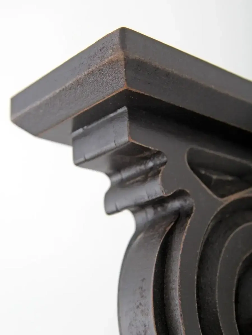 Кронштейн для полки на стену