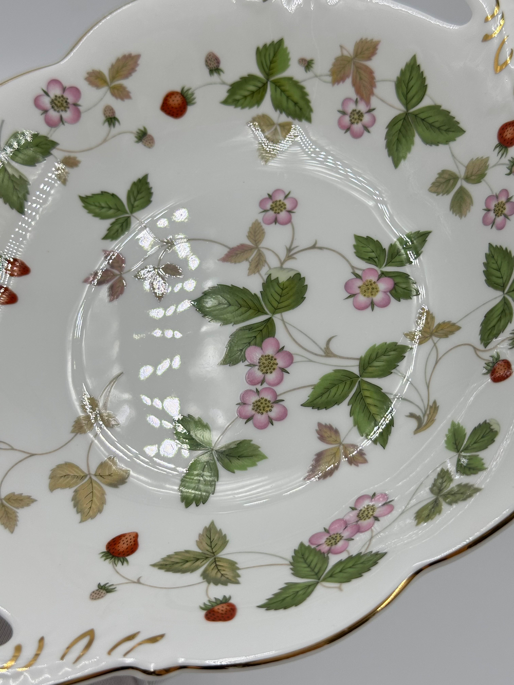 Блюдо с ручками Wedgwood, Wild Strawberry