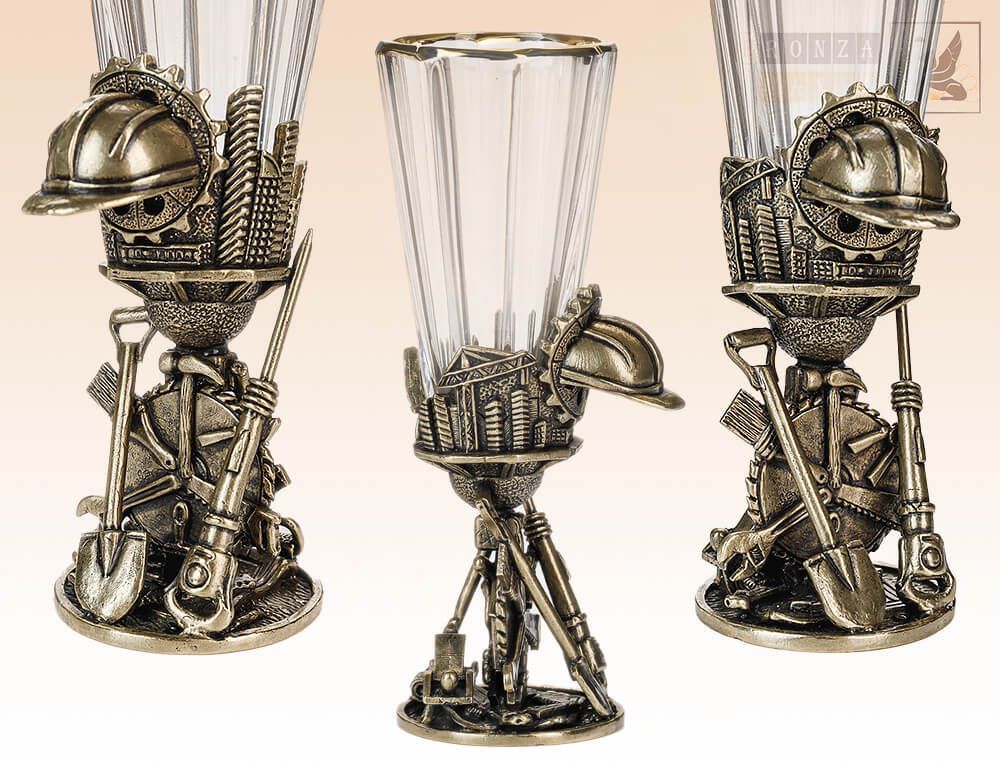 рюмка Строители - Инструменты с каской