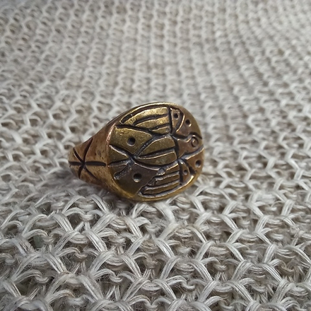 Кольцо. Кольцо с птицей