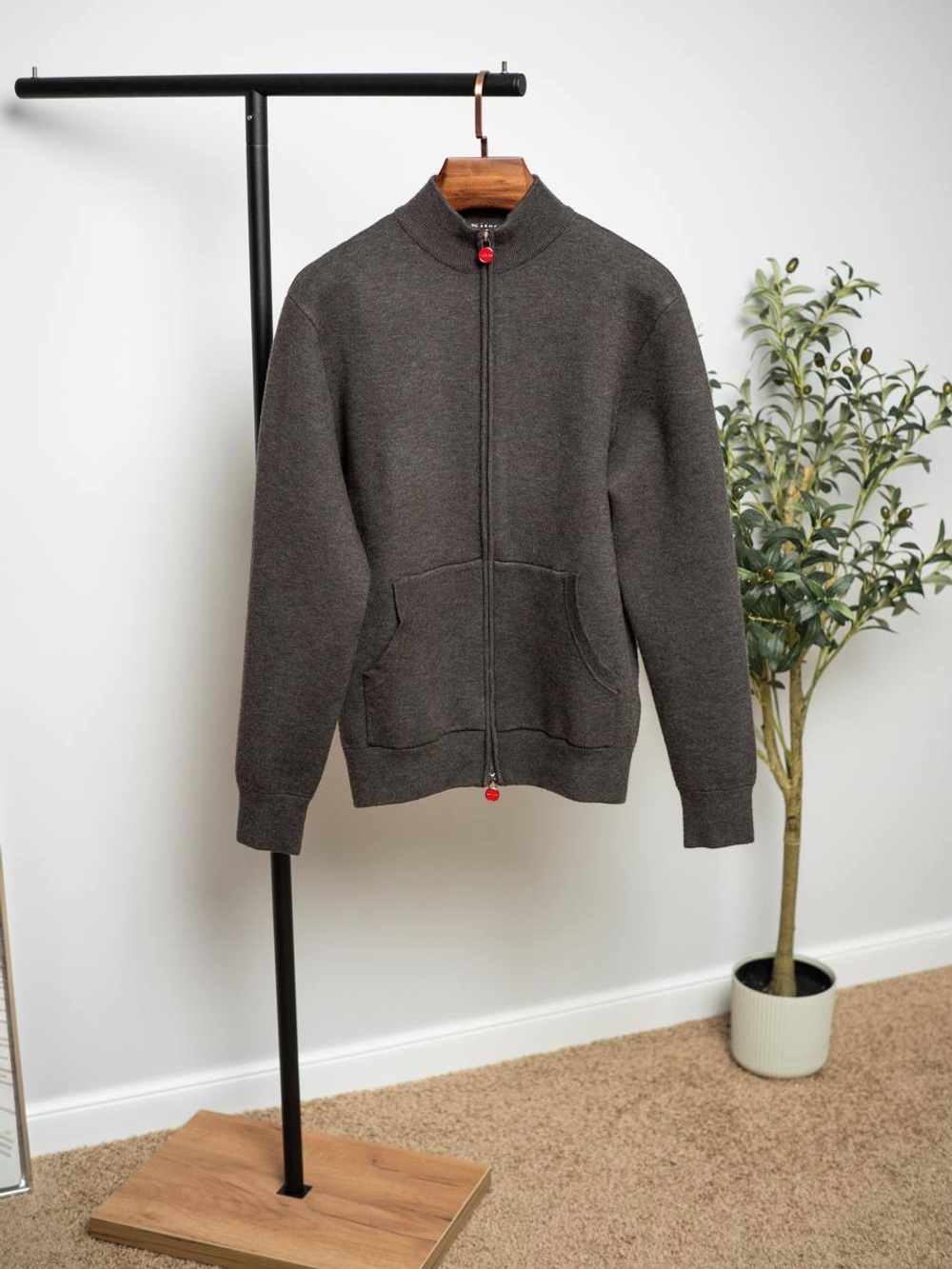 Кардиган Kiton