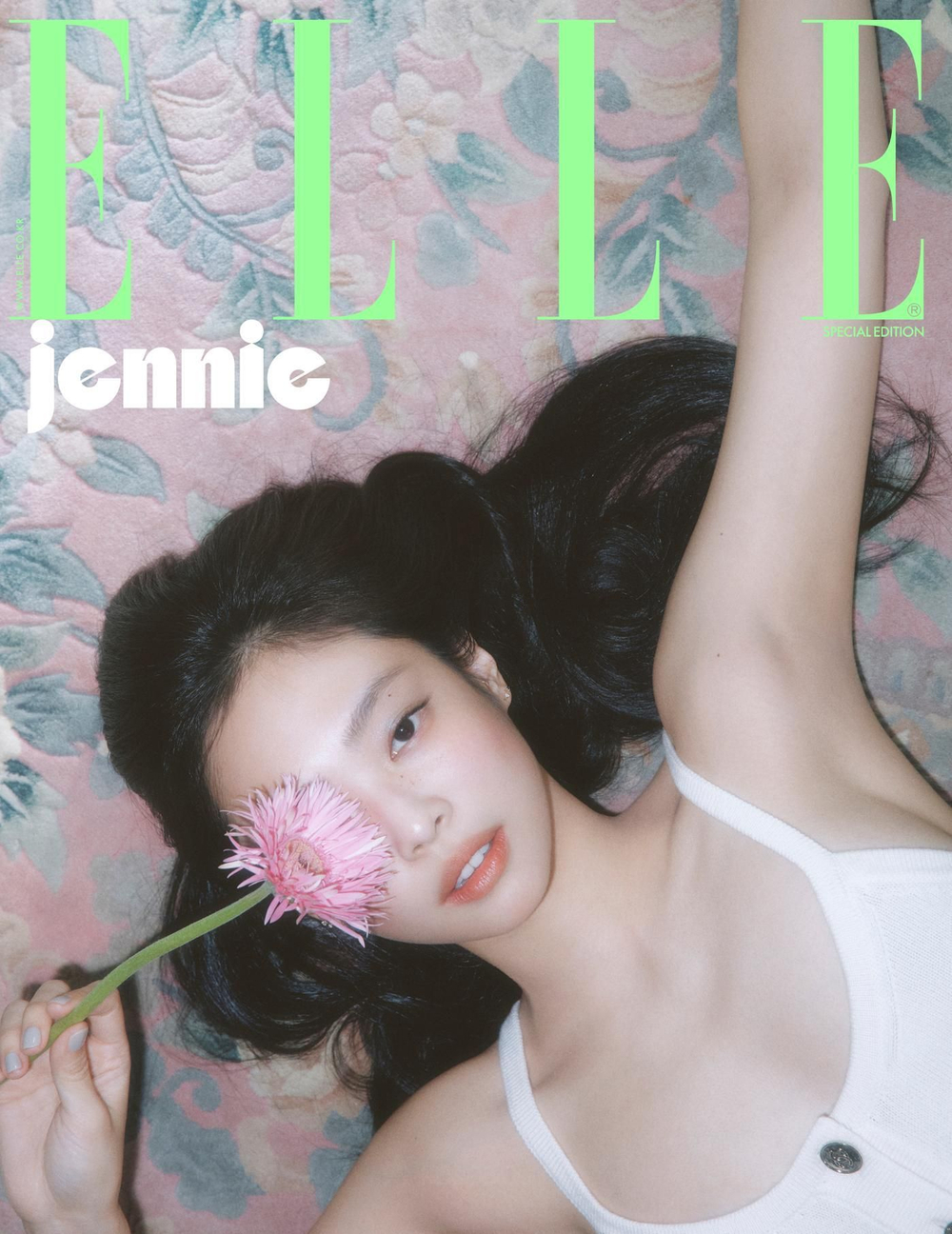 публикация ELLE - 2025.08 SPECIAL Edition JENNIE D Type