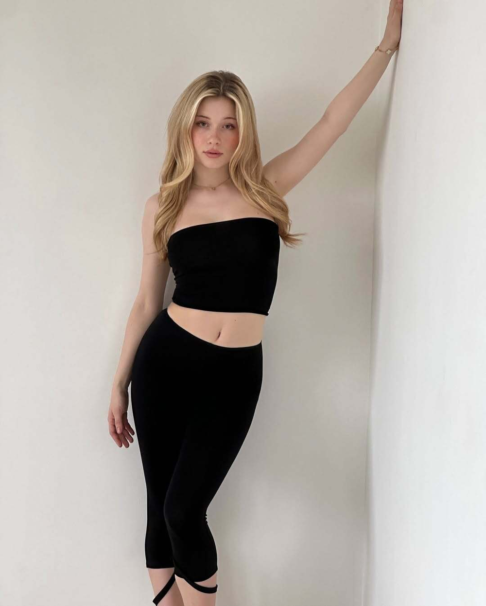 black capri