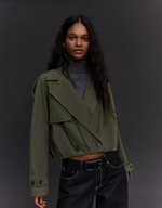 ТРЕНЧКОТ С ОБРЕЗАННЫМ НИЖНИМ КРАЕМ - BERSHKA