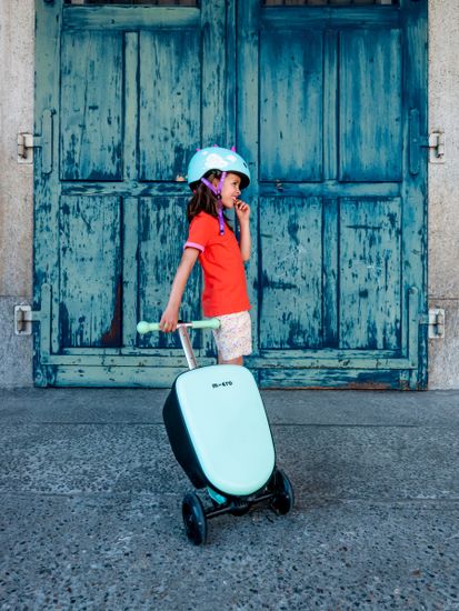 Чемокат Micro Luggage Junior LED ментоловый