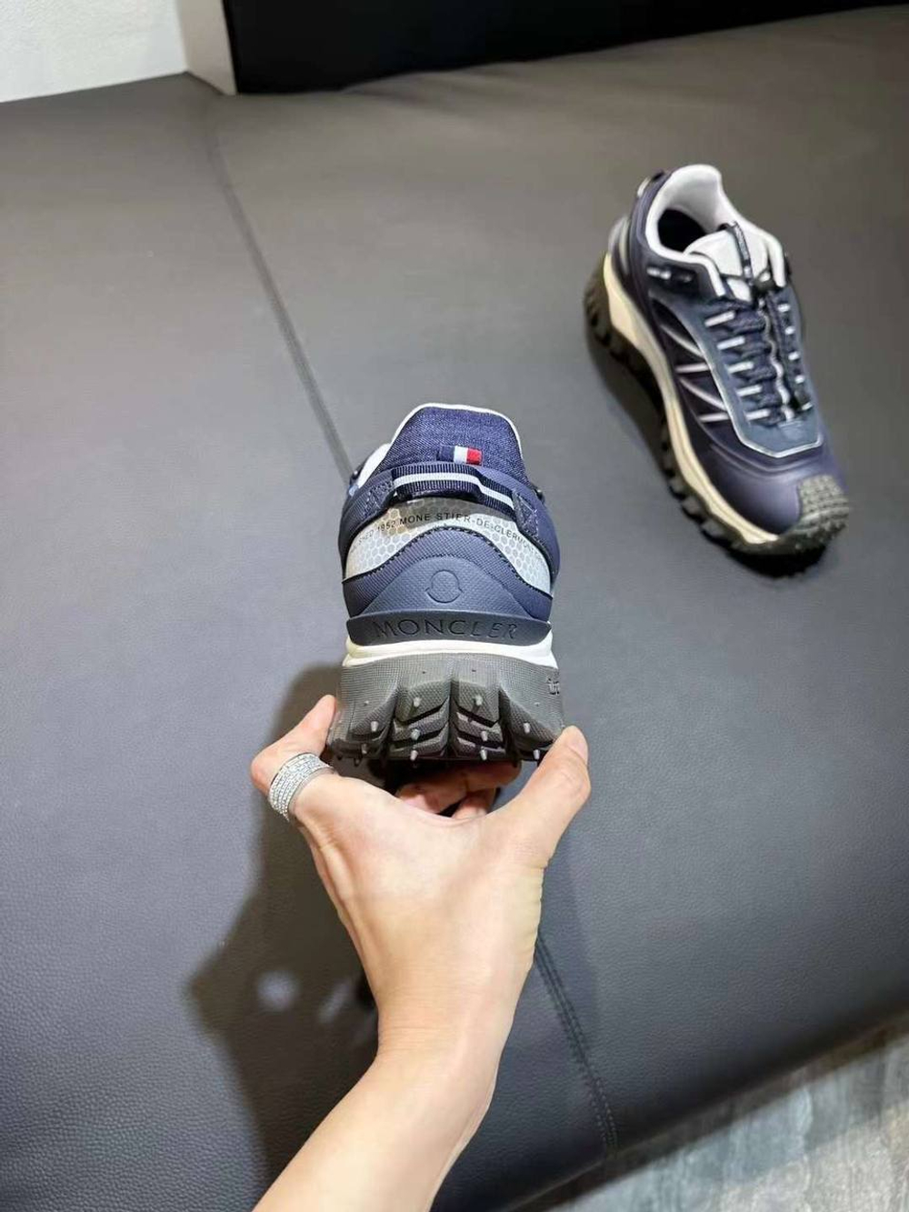 Кроссовки Moncler