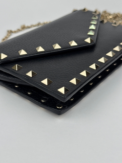 Сумка Valentino Rockstud Envelope