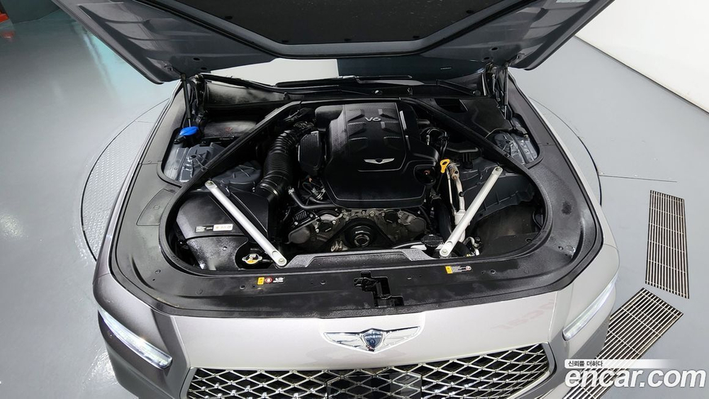 Genesis G90 3.8 AWD (05.2020)