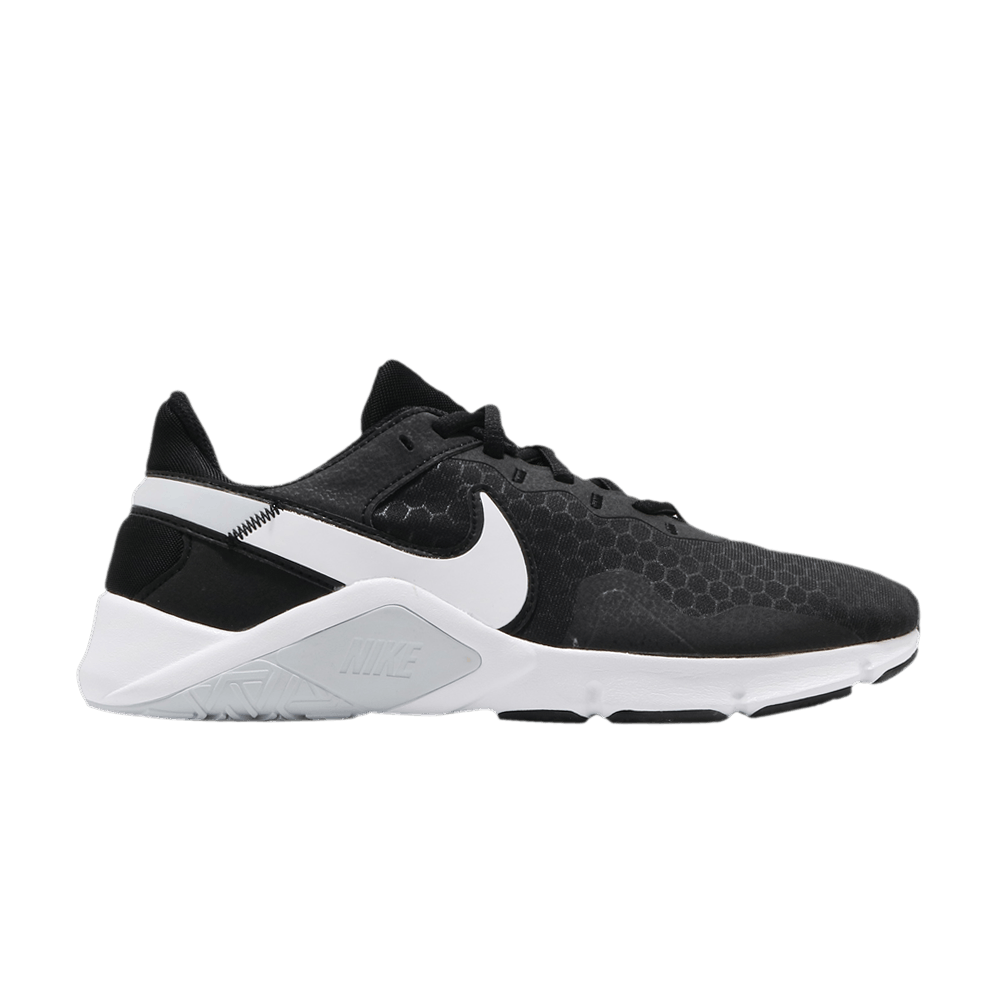Кроссовки Nike Legend Essential 2 (Женская размерная сетка)