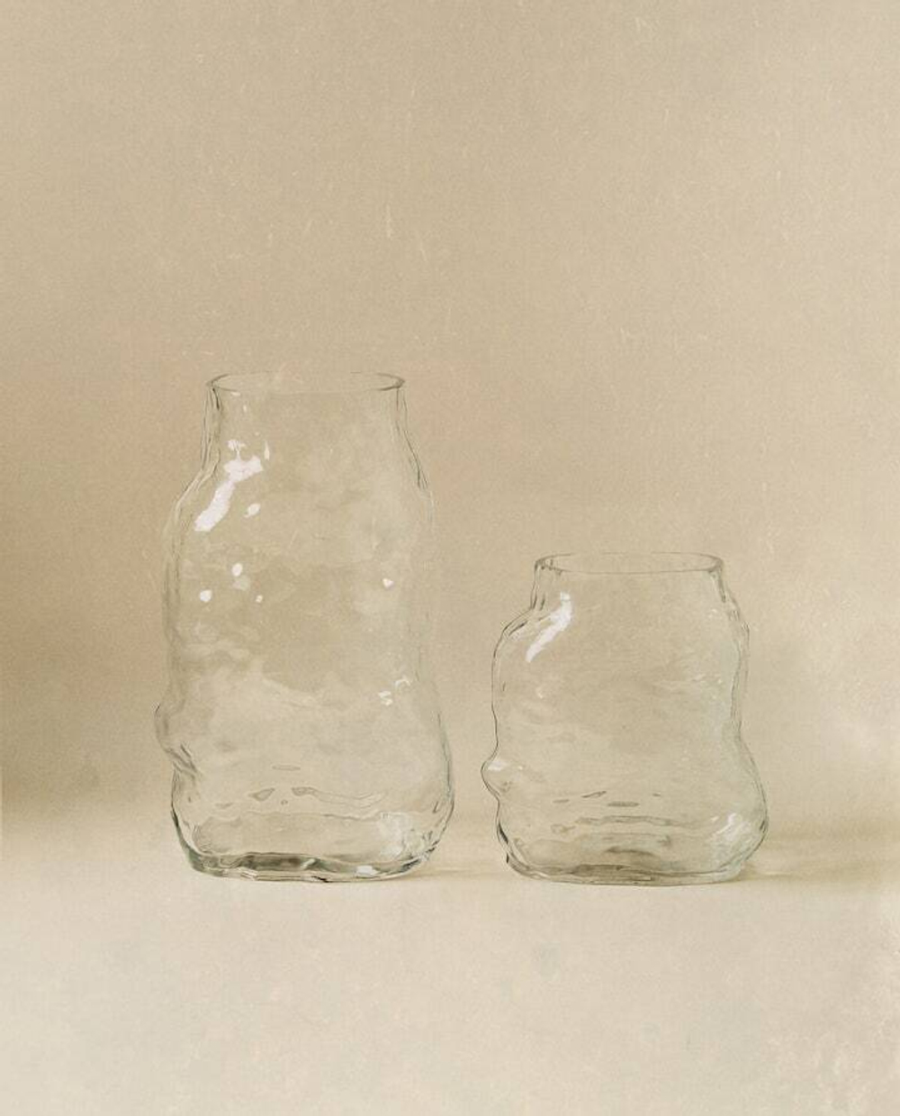 ZARA HOME АСИММЕТРИЧНАЯ СТЕКЛЯННАЯ ВАЗА