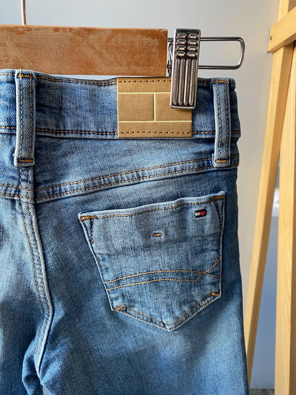 Джинсы Tommy Hilfiger, 110