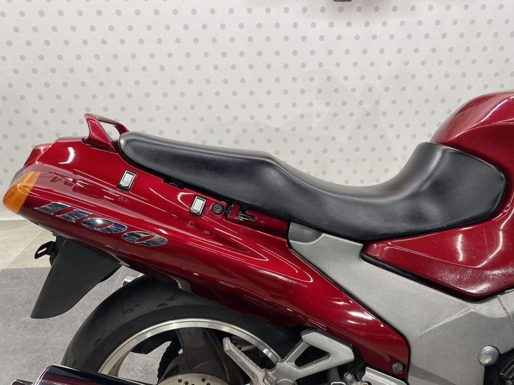 Kawasaki ZZ-R1100 , 1999