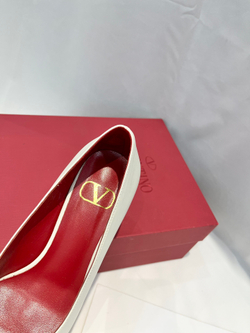 Valentino Vlogo Pump 8 cm