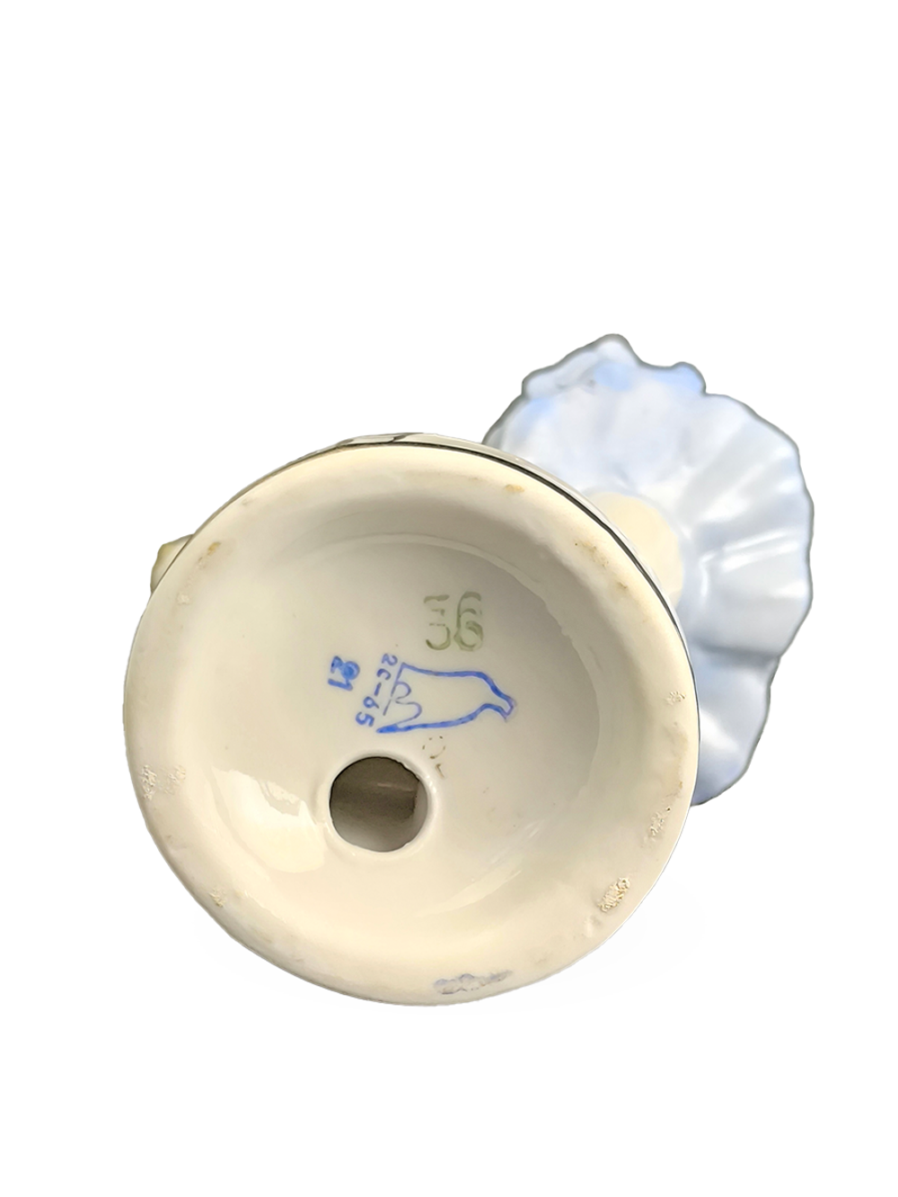 Фарфоровая статуэтка "Юная балерина" Дулево