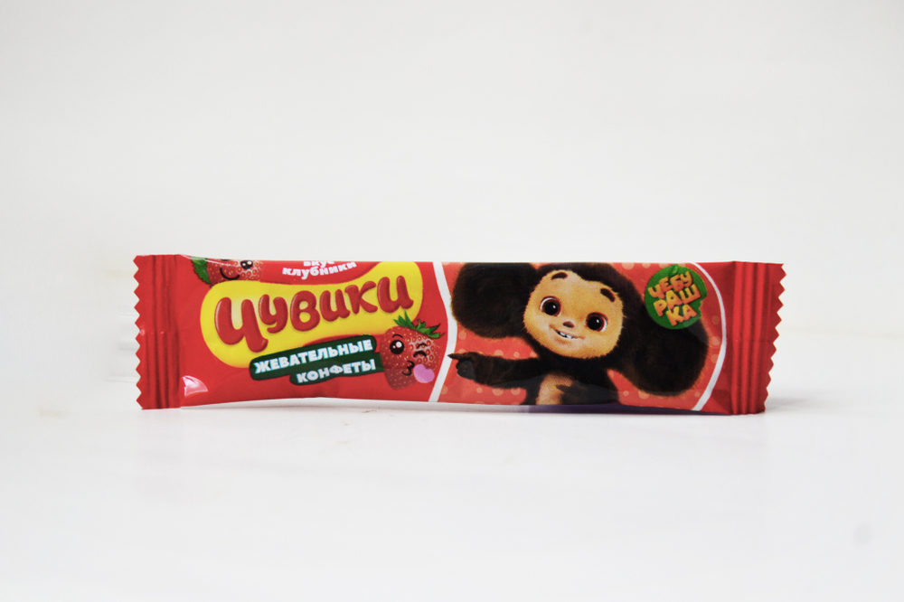 Жевательная конфета Чебурашка Чувики клубника, 10г