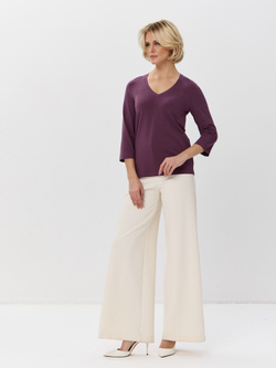 Свободный лонгслив с V-вырезом и рукавом 3/4