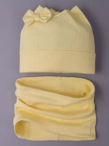 Шапка для девочки осенняя с ушками и снуд