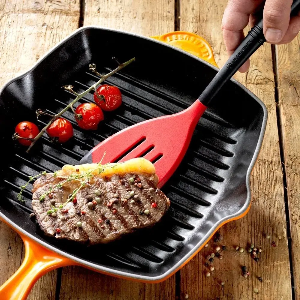 Le Creuset Плечо вишни