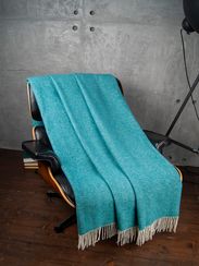 Плед CLASSIC 17-09 из шерсти астралийского мериноса AVINAMAS