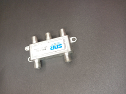 Ответвитель абонентский SNR-T-322 на 3 отвода, вносимое затухание IN-TAP 22dB.