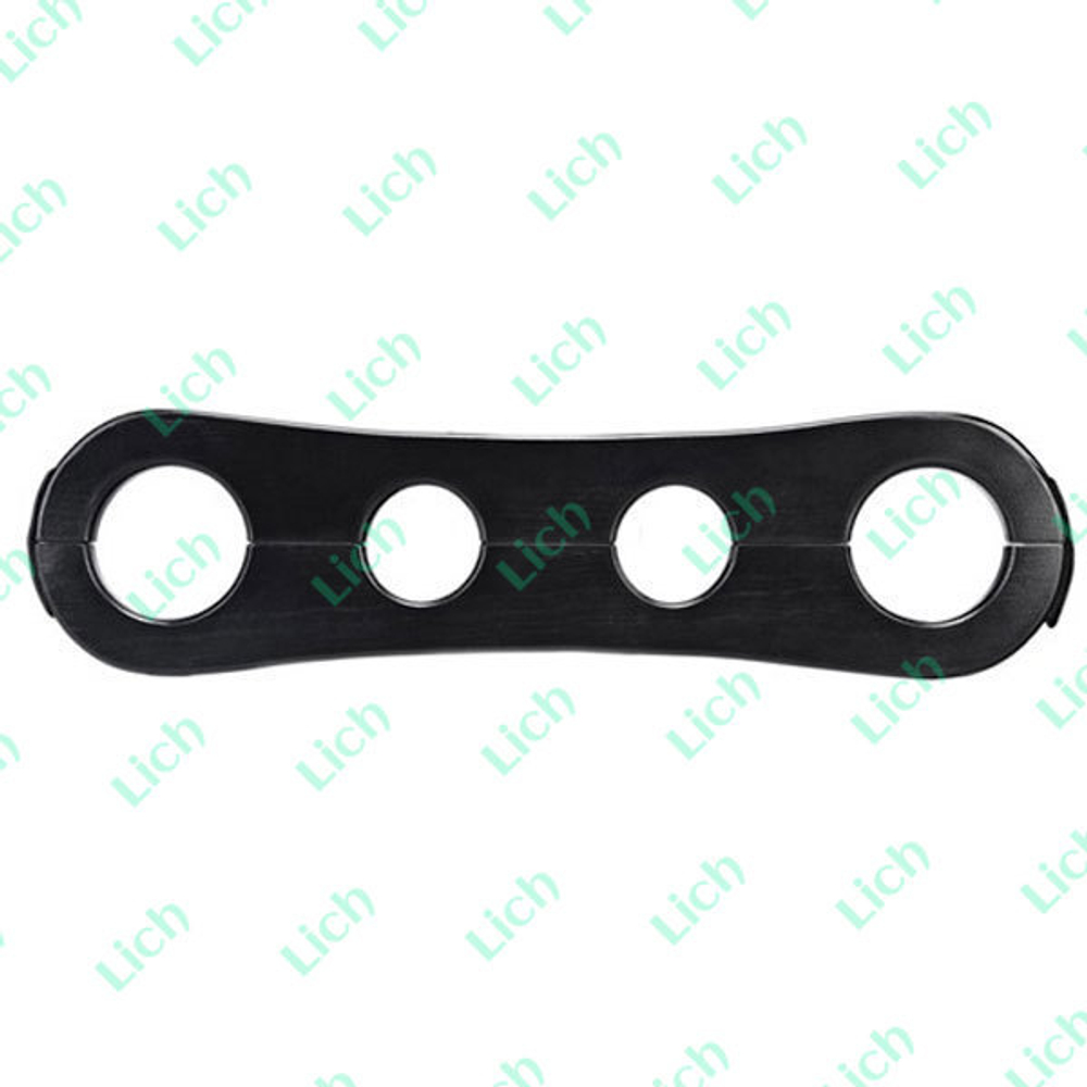 Женские деревянные кандалы