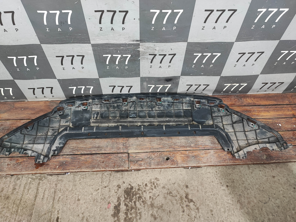 Пыльник (Защита) переднего бампера Geely Monjaro 21-нв Б/У Оригинал 6010178000