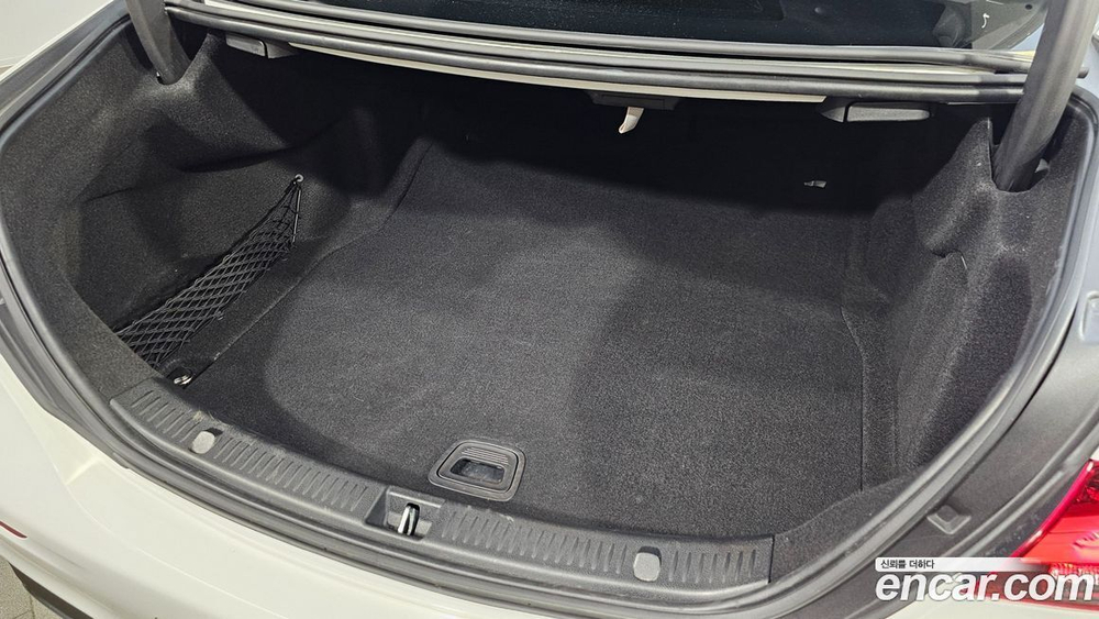 Mercedes-Benz E-Class W213 E220d 4MATIC AMG Line (10.2020)
