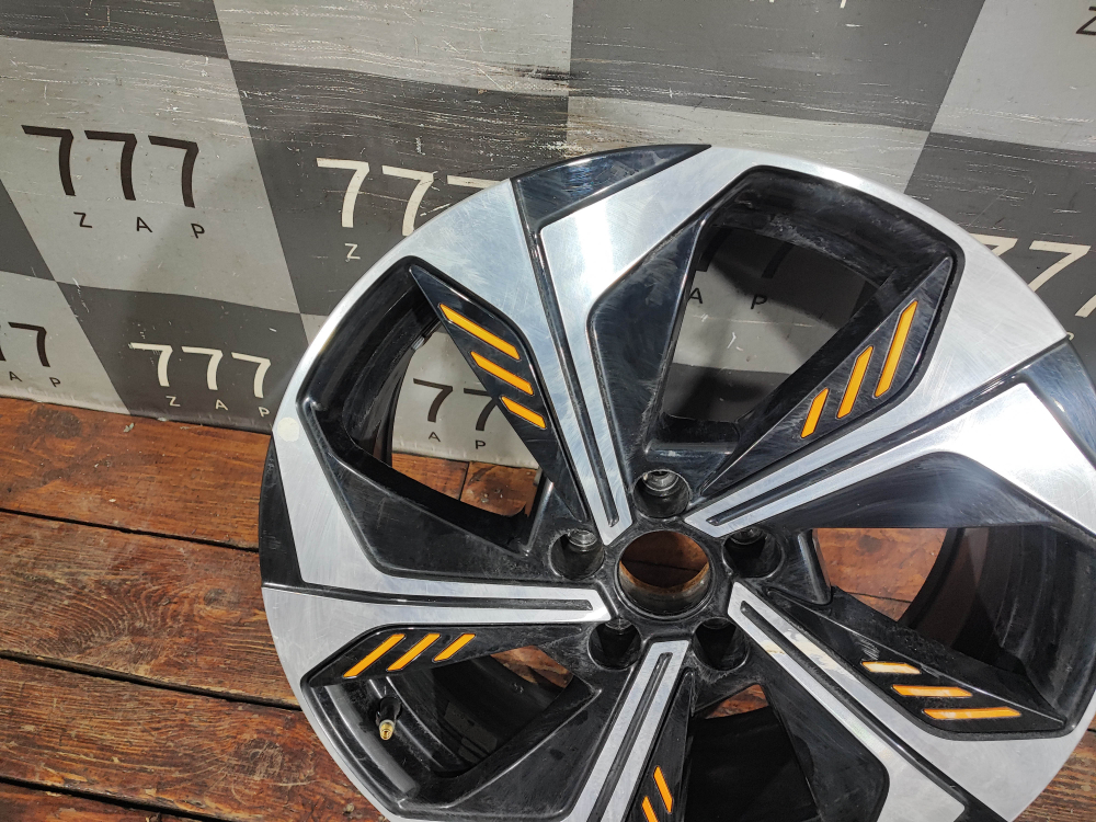 Диск колесный литой R18 Chery Tiggo 4 Pro 20-нв Б/У Оригинал 203000396AA