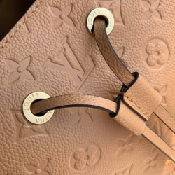 Louis Vuitton NeoNoe MM