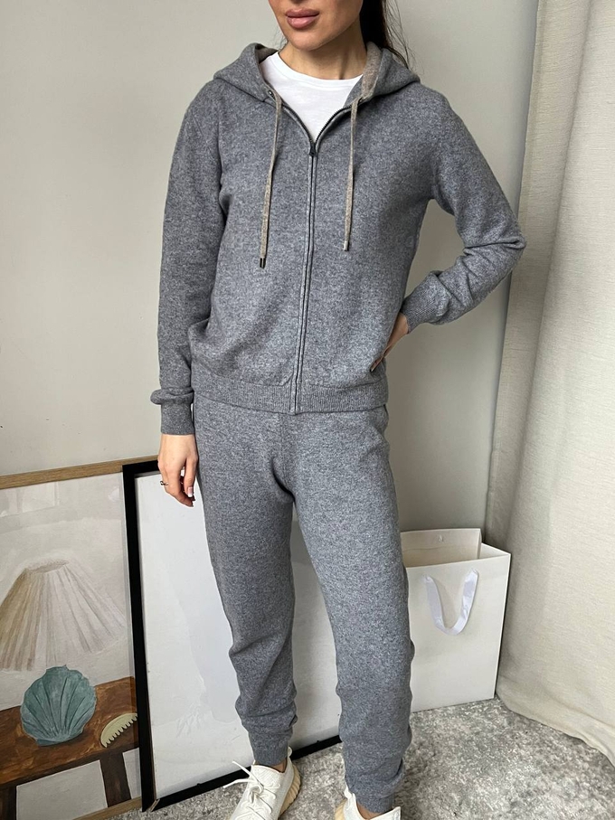 Кашемировый костюм Giorgetti, XS