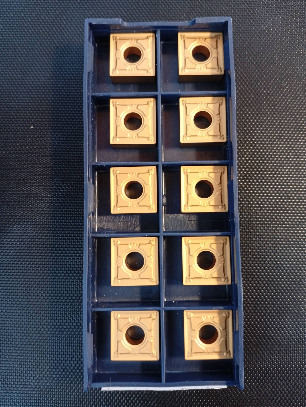 Пластина токарная SNMG120408-GM TC6125