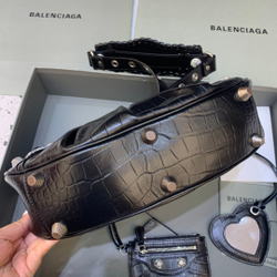 Balenciaga Le Cagole 33 cm