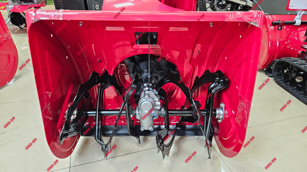 Снегоуборщик Honda HSS 760 A ETD (RR)