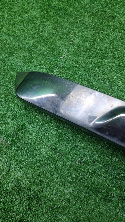 Молдинг решетки радиатора нижний Lexus NX 1 17-21