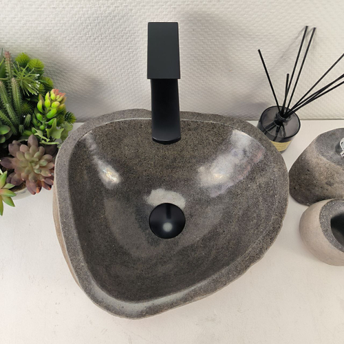 Раковина из речного камня RS-65442 38*33*15 0855