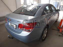 Фаркоп оцинкованный Galia C066A для Chevrolet Cruze седан/хетчбек 2009-2016(паспорт и сертификат в комплекте)(без электрики)