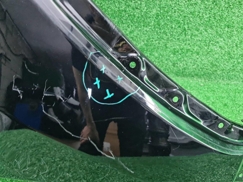 Крыло переднее правое Land Cruiser 300 (21-нв)